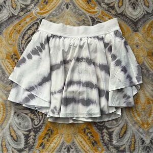 Lululemon court rival skirt size 8